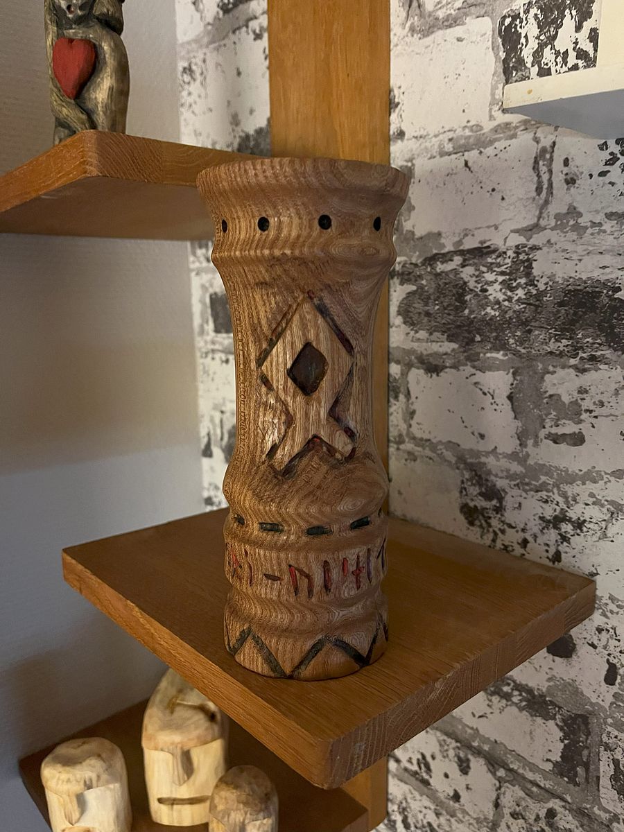 Runic Candle Holder with Odin’s Spear – Viking Style product image (2)