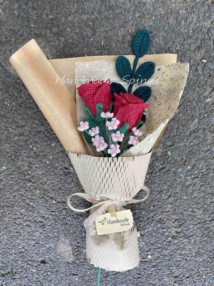 Red Rose Crochet Knit Bouquet - Forbidden City product image (4)