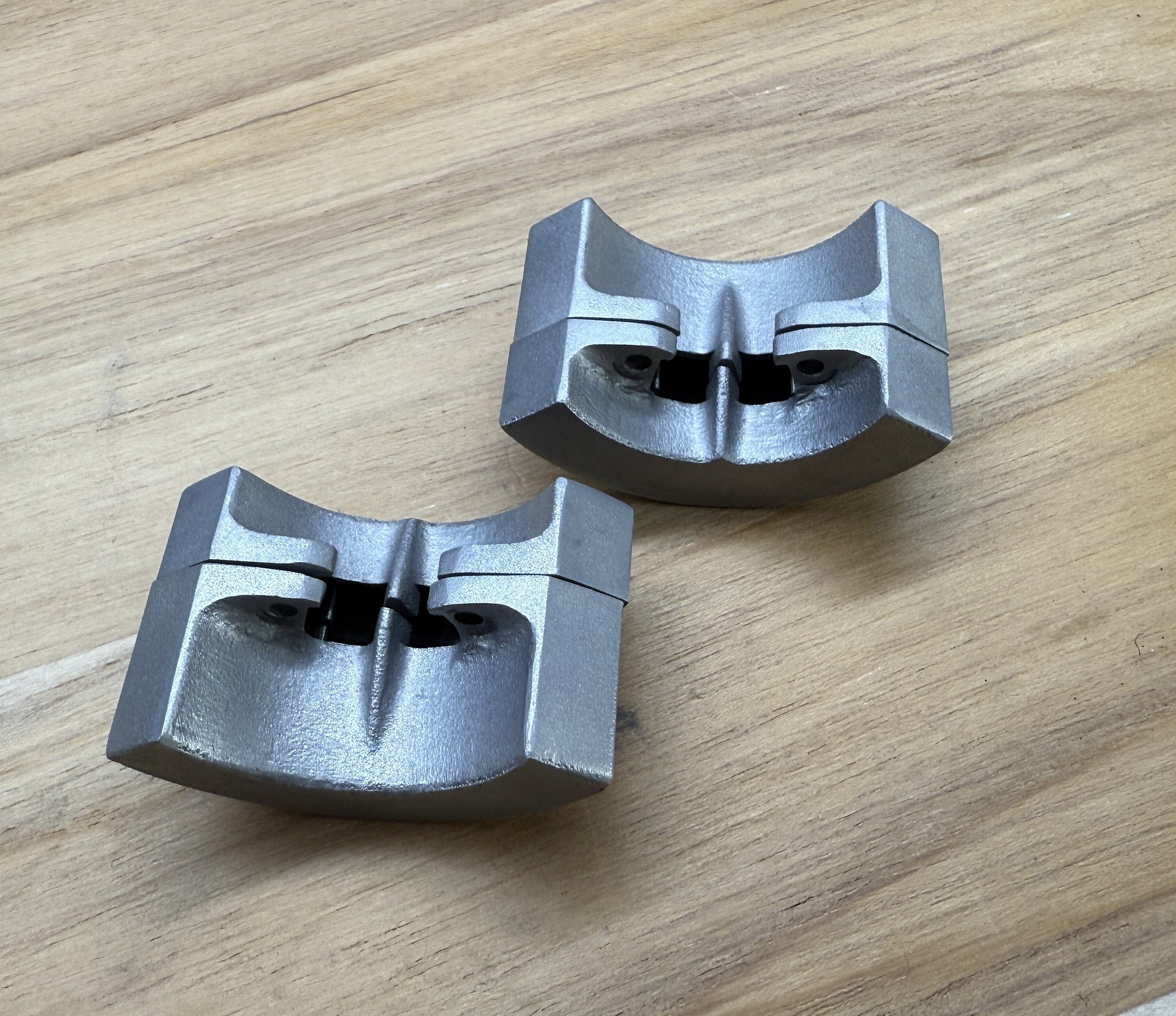 COMING SOON - 2.2 Gen2 Weight Hangers 4-Row (330g) product image (1)
