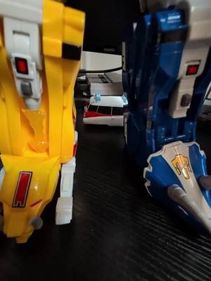 #playmates megazord is huge! Compared to the #habro and #superminipla ones 
