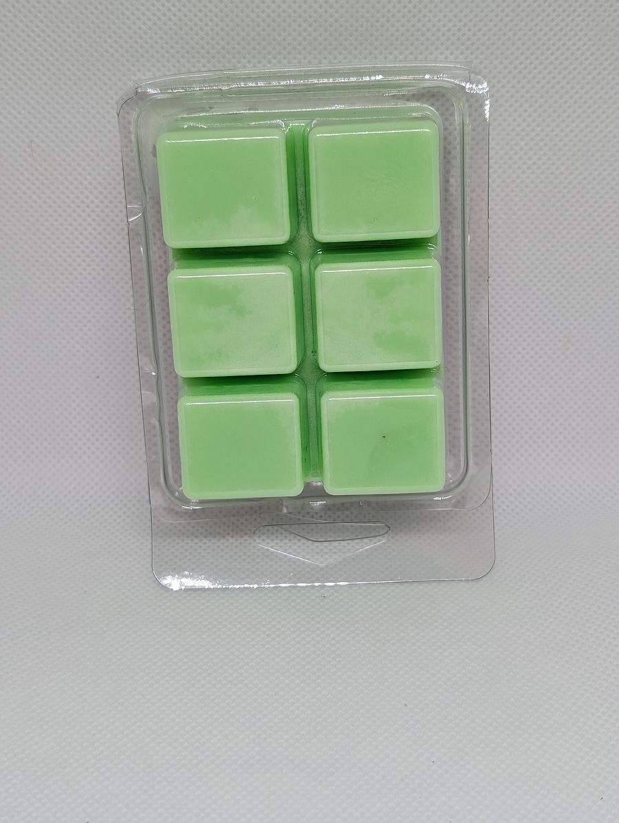 Apple Bourbon 100% Soy Wax Melts product image (3)