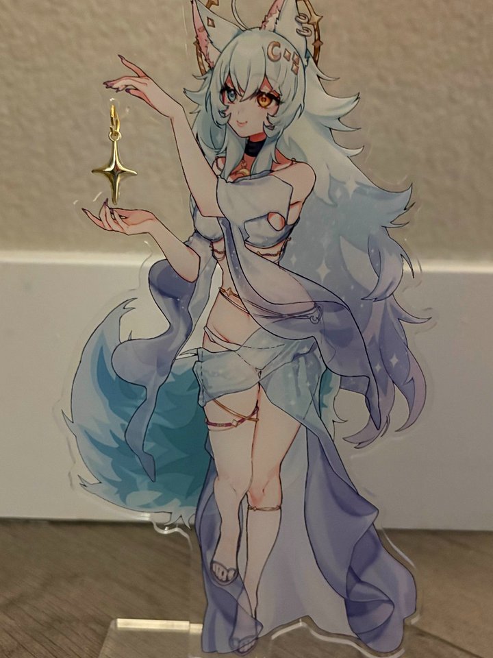 Fera Standee product image (2)