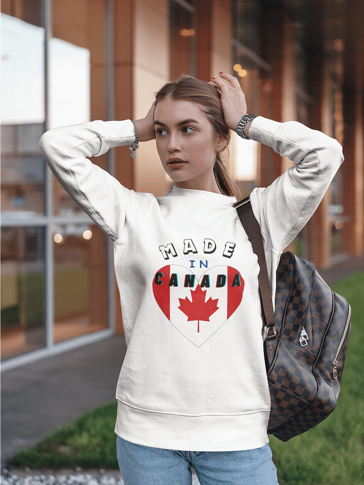 Maple Heart Canada Sweatshirt product image (16)