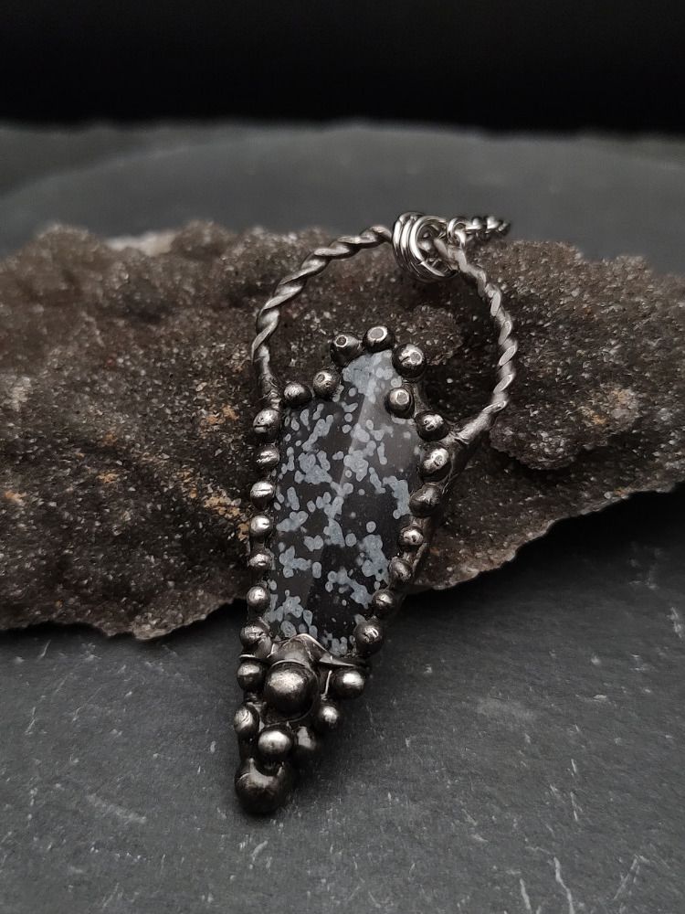 Sorcery Talisman - Snowflake Dagger product image (2)