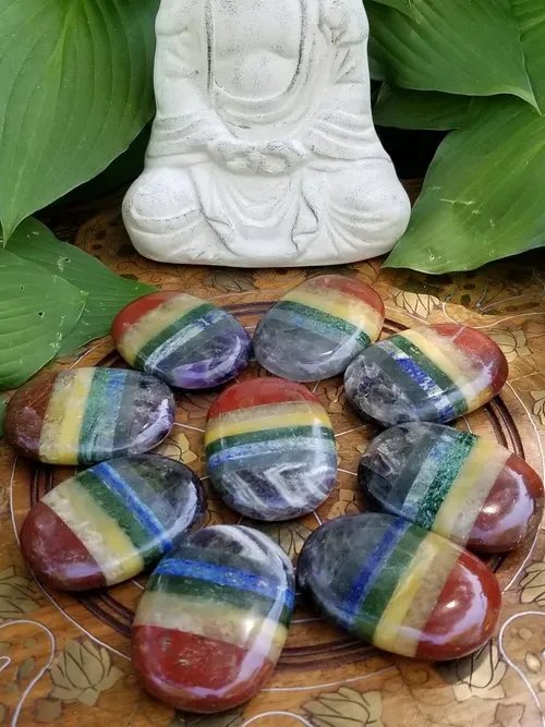 7 Chakra Palm Stone – Healing Crystal Energy • Meditation • Alignment Tool product image (1)