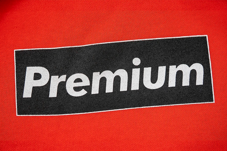 PREMIUM RED HOODIE product image (3)