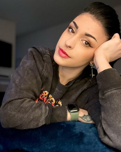 I try not to hit snooze in the morning, but today was not my day 😓
.
.
.
.
.
.
#tiredmorning #sleepygirl #happytuesday #wakeu...