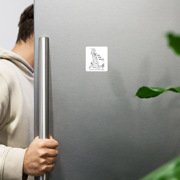 On the move - Magnet (2 sizes) product image (1)