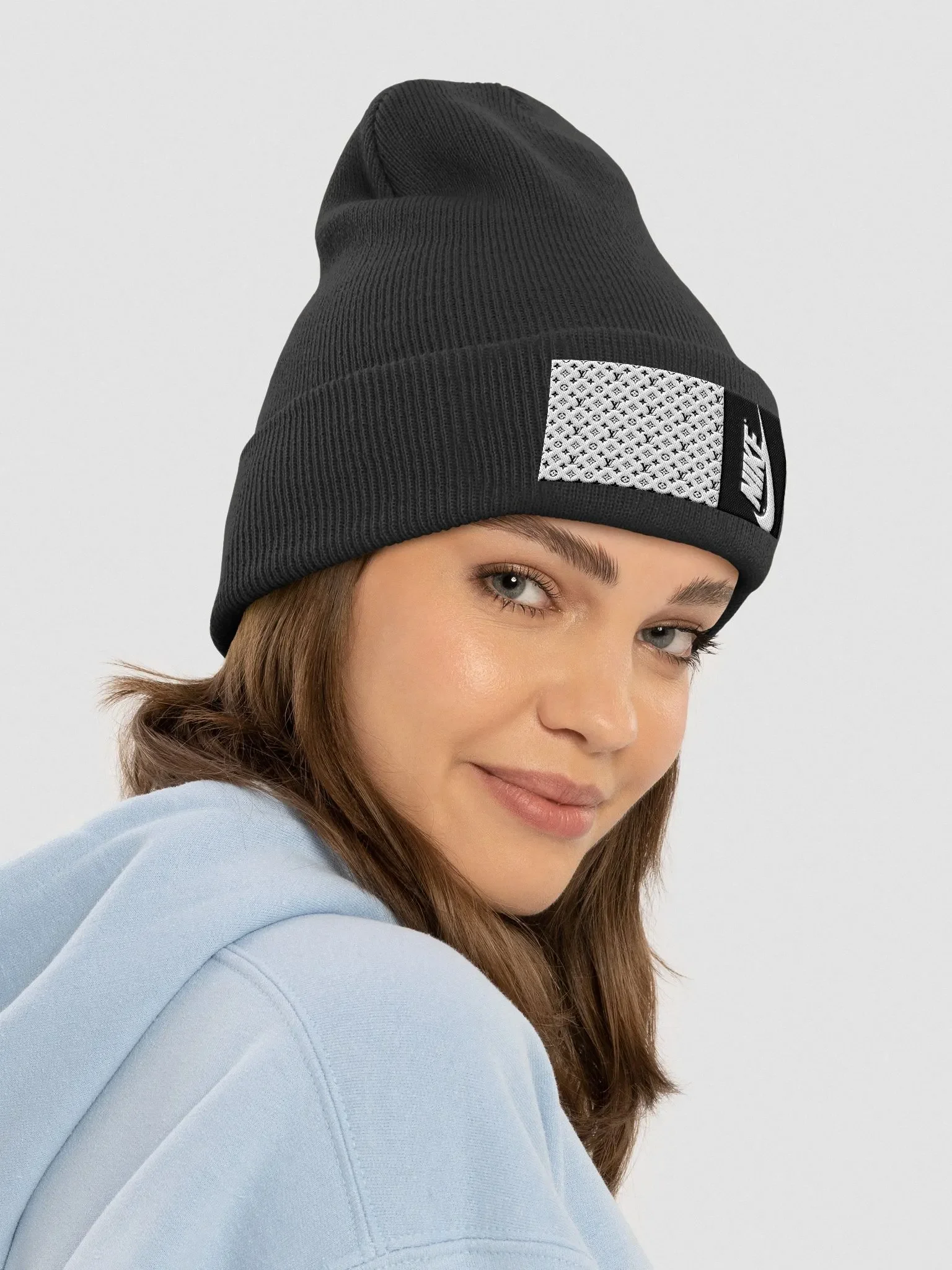 luiviton/nike hat product image (4)