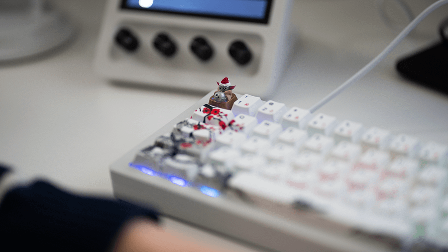The Child Christmas Keycap product image (3)