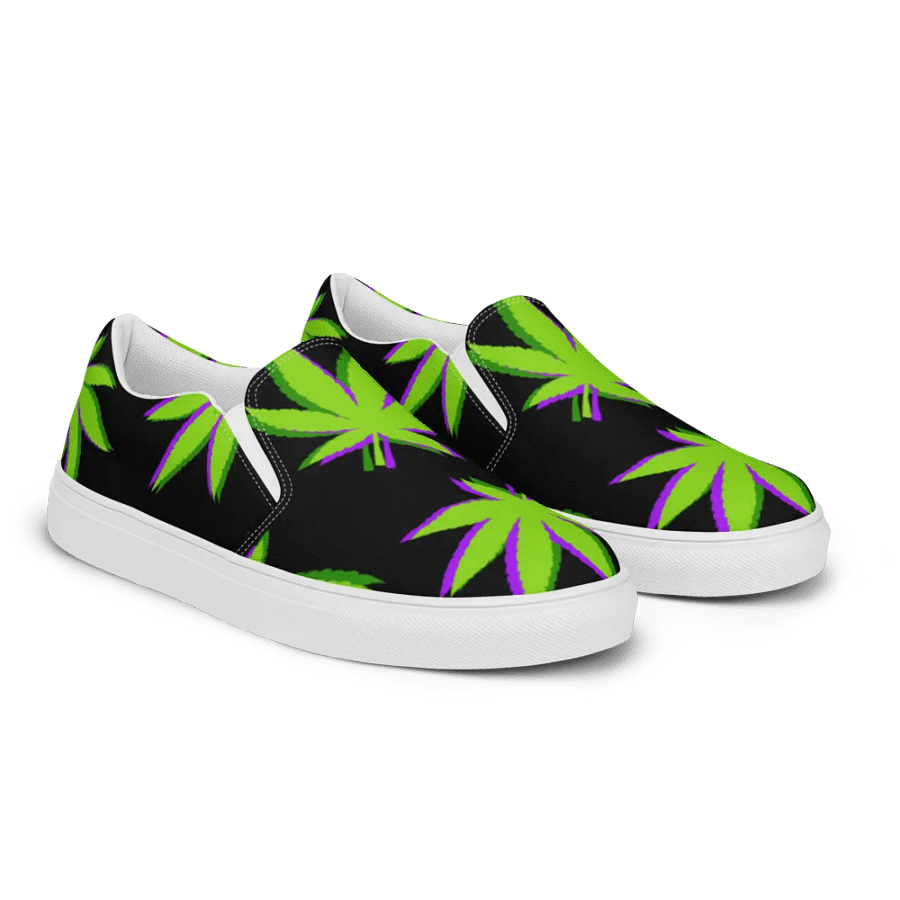 Weed Leafy Women's Slip-On Shoes product image (8)