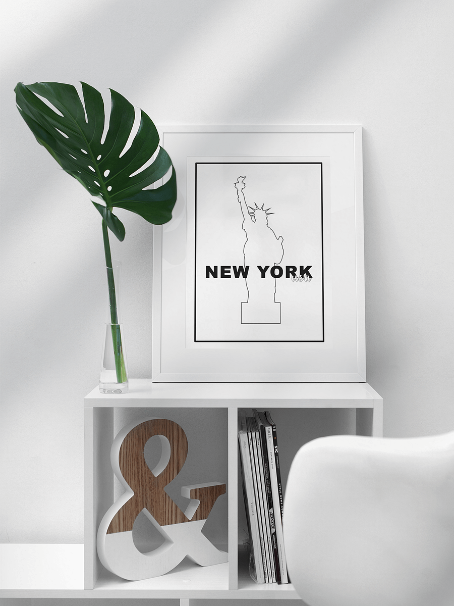 Minimalist Statue of Liberty Line Drawing, Elegant New York USA Wall Art, Simple Iconic Landmark Illustration, Modern Home Decor Print product image (3)