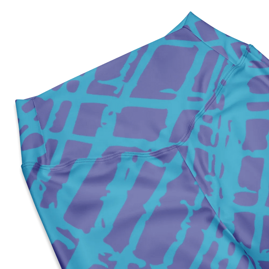 Mesh Mirage Flare Leggings product image (6)