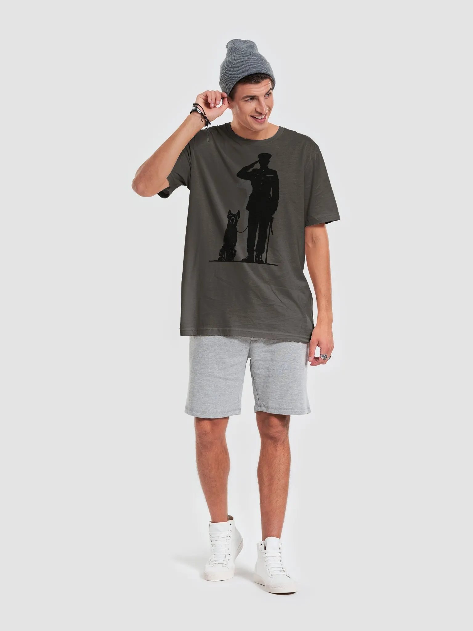 Army captain and dog saluting product image (6)