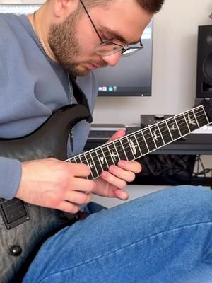 Which song this solo is from? Answer in the comments! @Periphery  @PRS Guitars SE Holcomb Signature Blue Burst @Neural DSP Archetype Nolly #prsguitars #myprs #periphery #djentisnotagenre #neuraldsp #solo_section #guitarsolo #progmetal #modernmetal #djent #progressivemetal	 #markholcomb #djenttok 