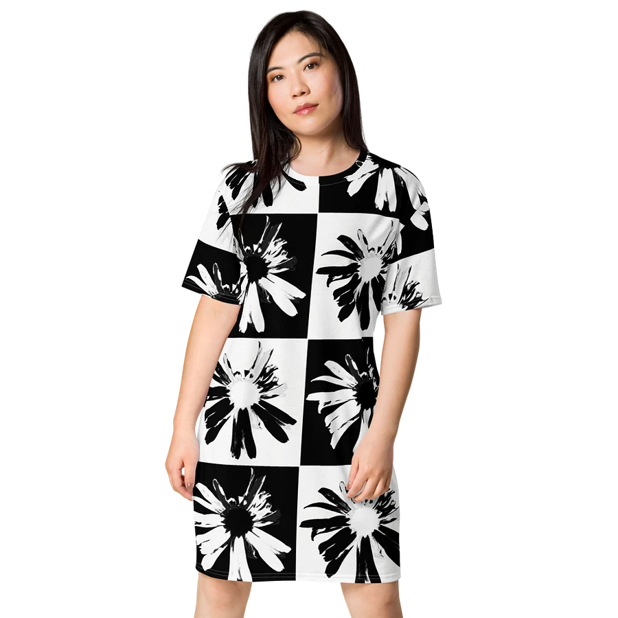 Abstract Black and White Daisy Flowers Ladies T Shirt Dress product image (9)