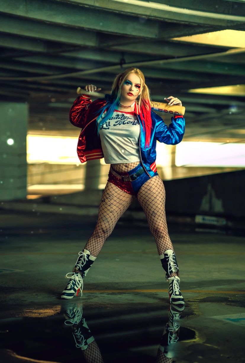 Harley Quinn Modeling Photo product image (7)