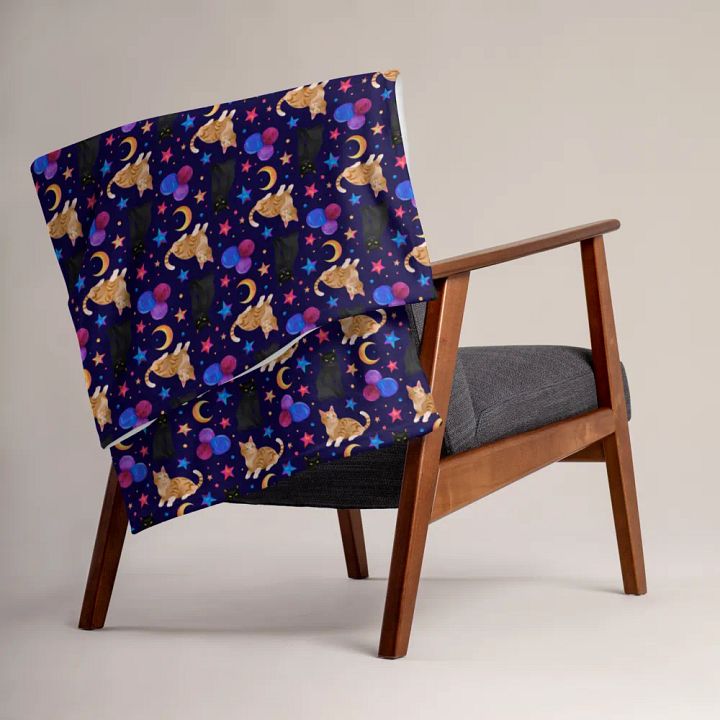 Luna and Apollo Blanket product image (2)