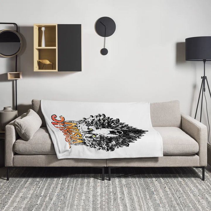 Wolf Star Throw Blanket product image (1)