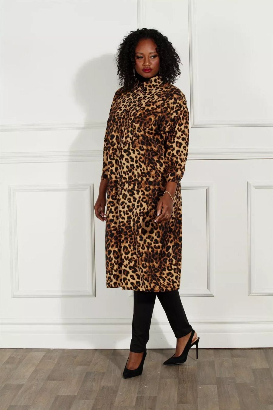 Luxe Moda LM222 Animal Print Button-front Duster Dress product image (1)