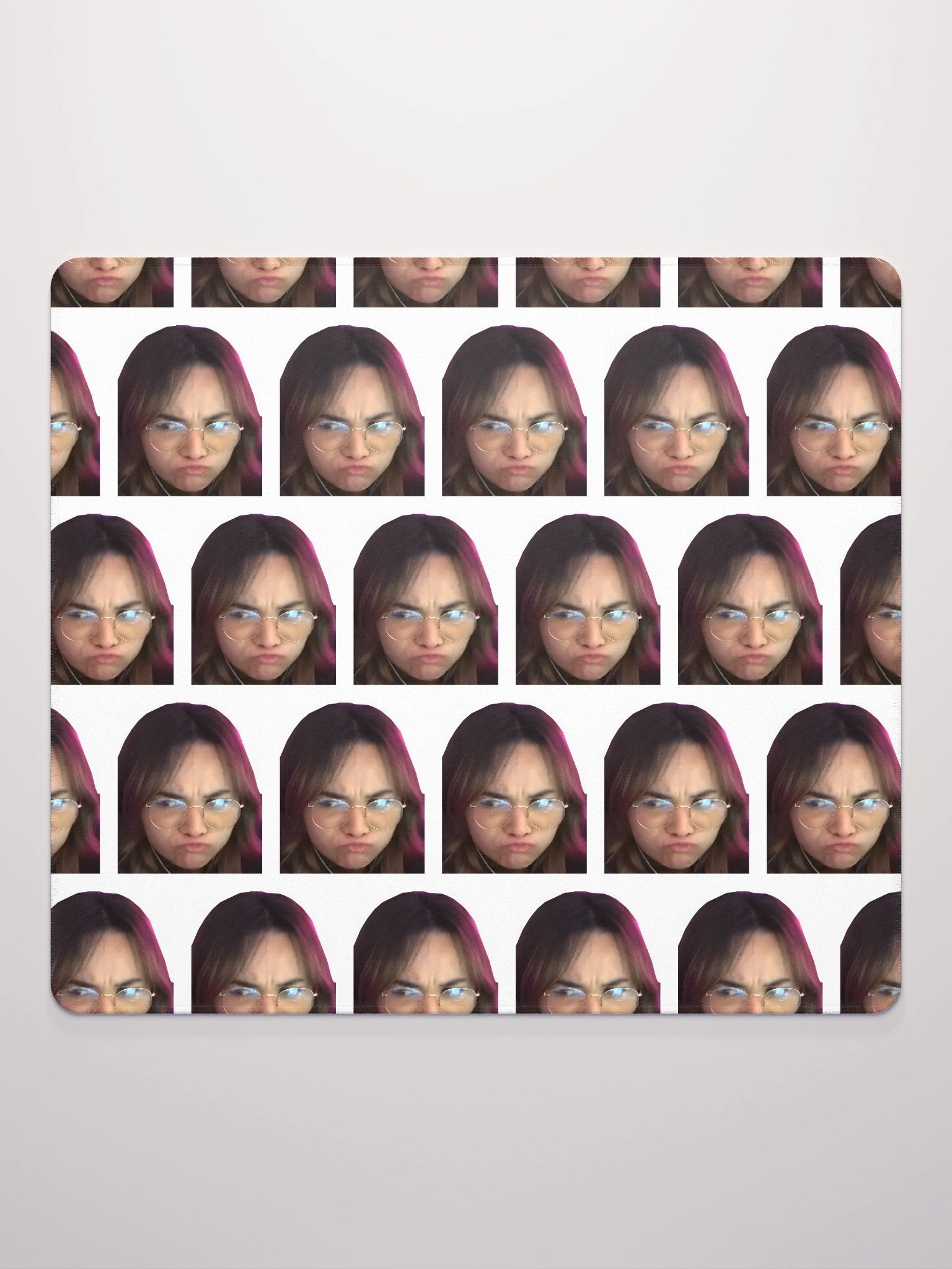 Kash Pout Gaming Mouse Pad product image (2)