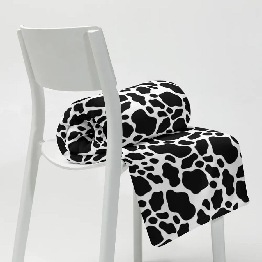 Cow Skin Blanket - Black & White product image (9)