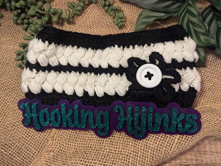 Braided Blossom Ear Warmer - Black/White product image (1)