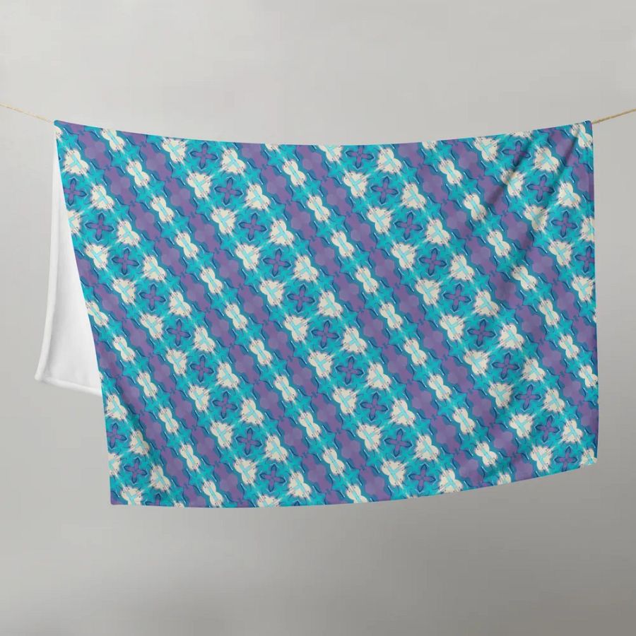 Hearts & Crosses Throw Blanket product image (10)