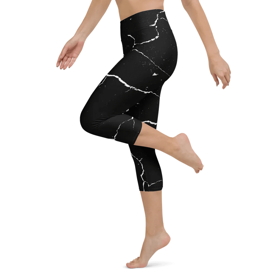 Cracked Network Yoga Capri Leggings product image (5)