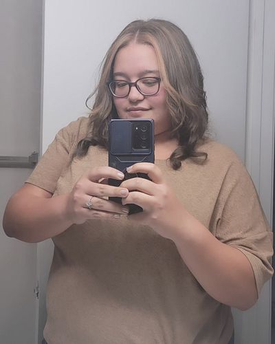 New hair, New look! I'm really happy with how it turned out! 
I promise I will try to start posting more on my instagram 🤣
Do...