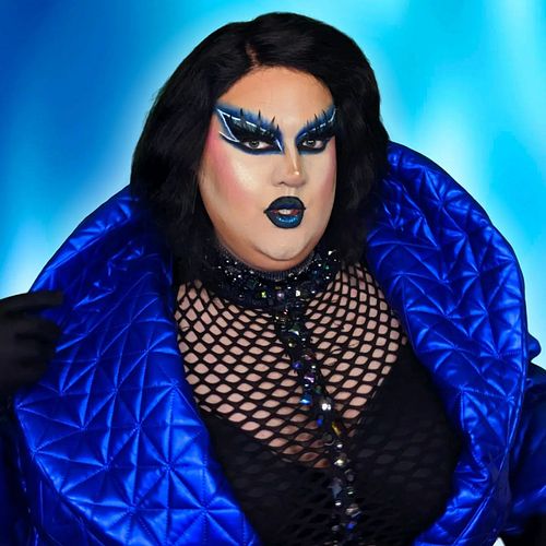 It ain't easy serving c*n+, but someone's gotta do it! 💙