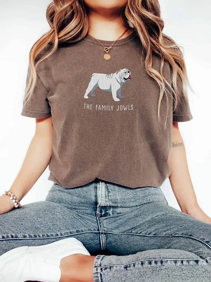 The Family Jowls T-Shirt(Embroidered) of an English Bulldog(White) product image (2)