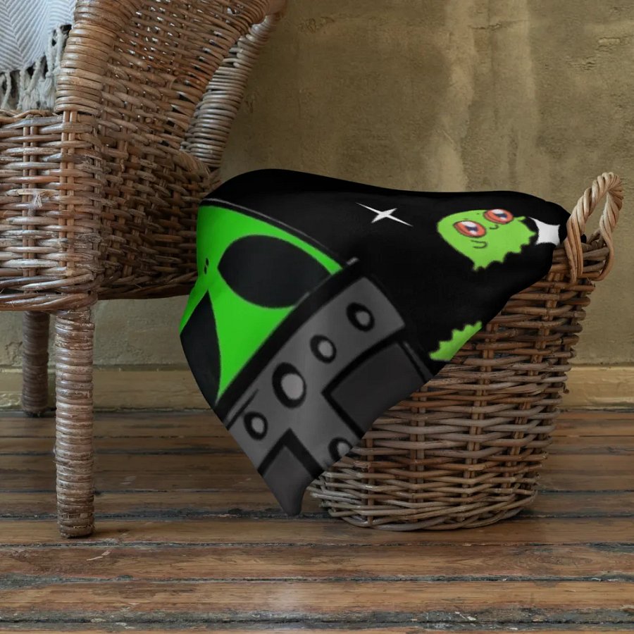 Upus Throw Blanket product image (10)