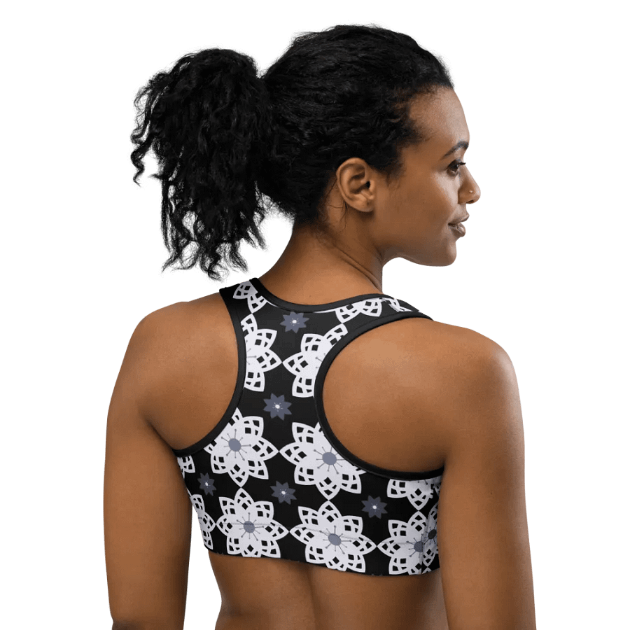 Geometric Snowflake Print Sports Bra product image (4)