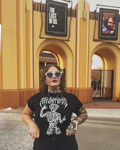 The Last of Us 💀 Shirts are available now.

📸: @princessleah_77