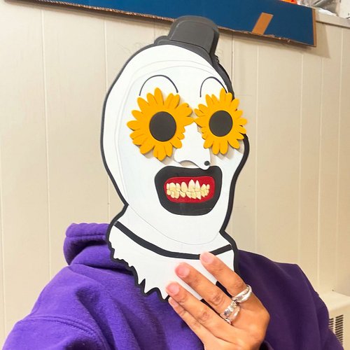 Just clownin’ around! 🤡🔪🌻 finished this creepy guy up for this weekends con at Monstermania. Sleep deprived? Yes. Happy? Also...