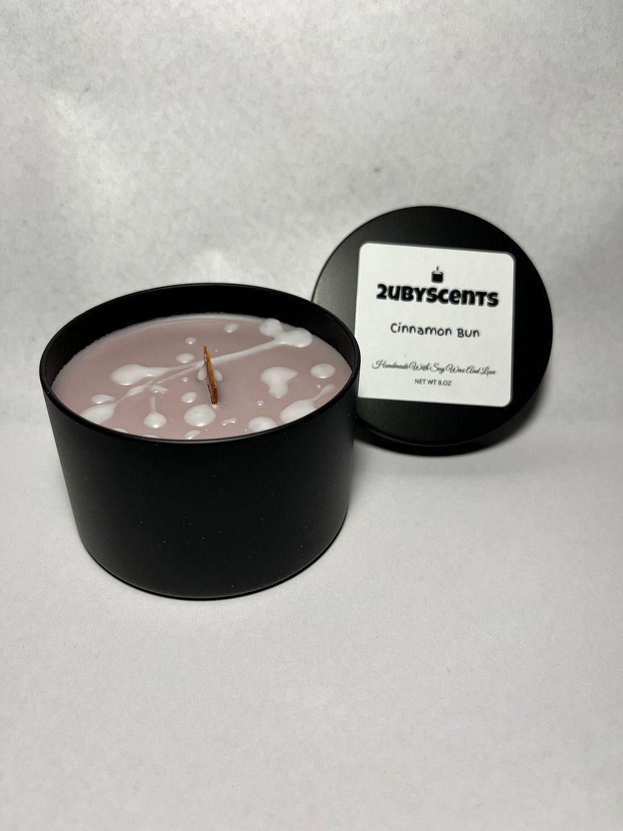 Cinnamon Buns Scented 8. oz Candle product image (3)