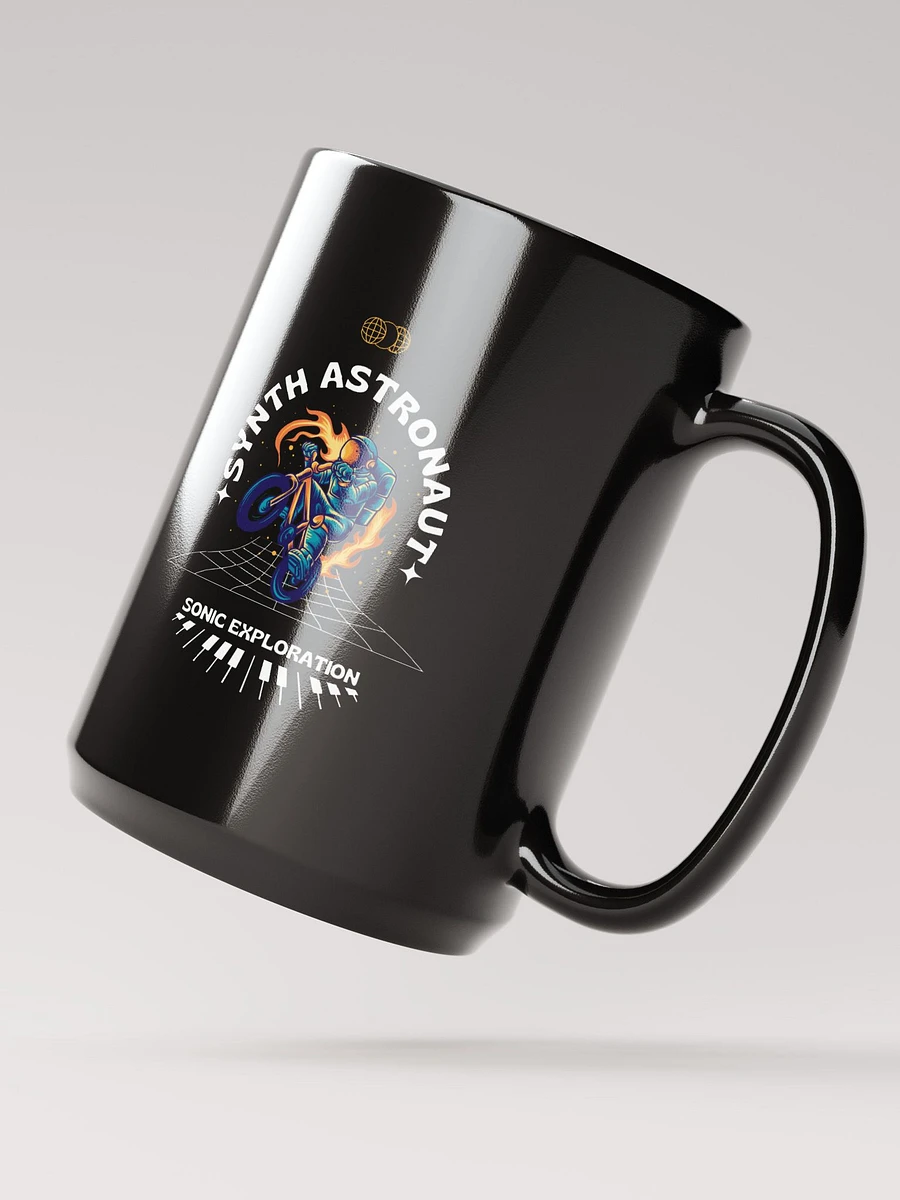 SYNTH ASTRONAUT MUG product image (2)