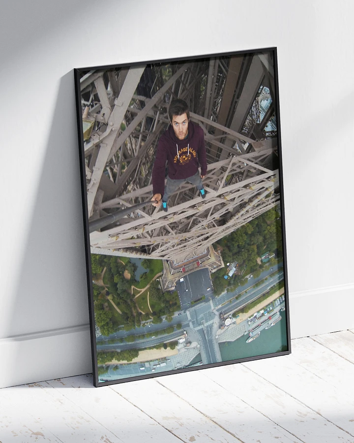 Eiffel Tower Selfie product image (2)