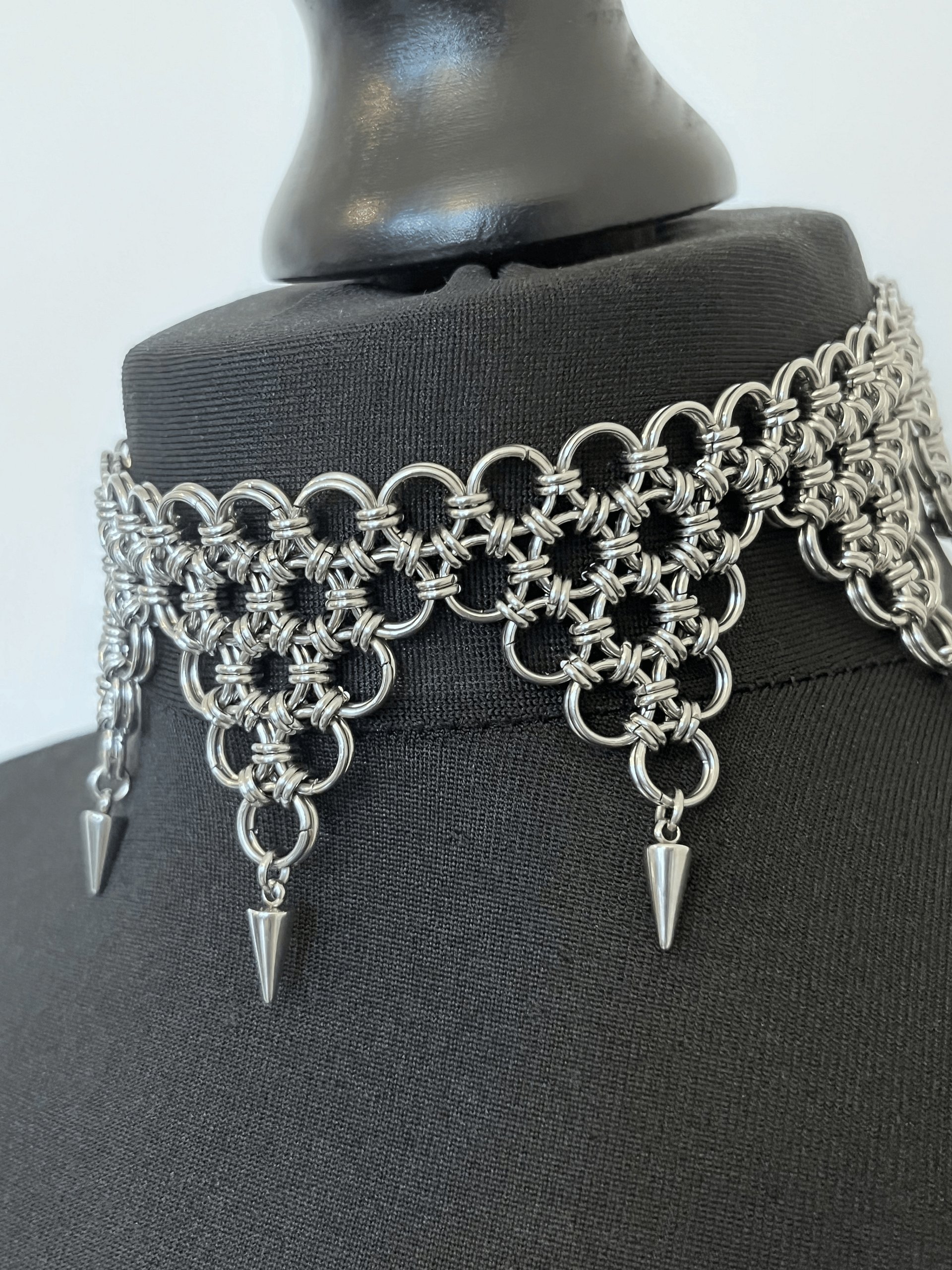 Jester Choker product image (3)