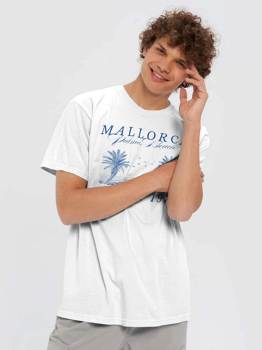 Mallorca Spain Inspired Heavyweight T-Shirt product image (20)