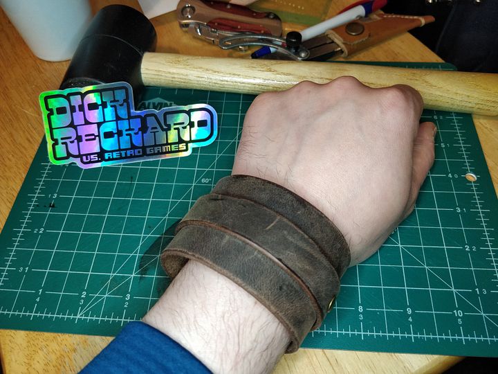 Brown 1 Band Leather Cuff 02 0A product image (1)