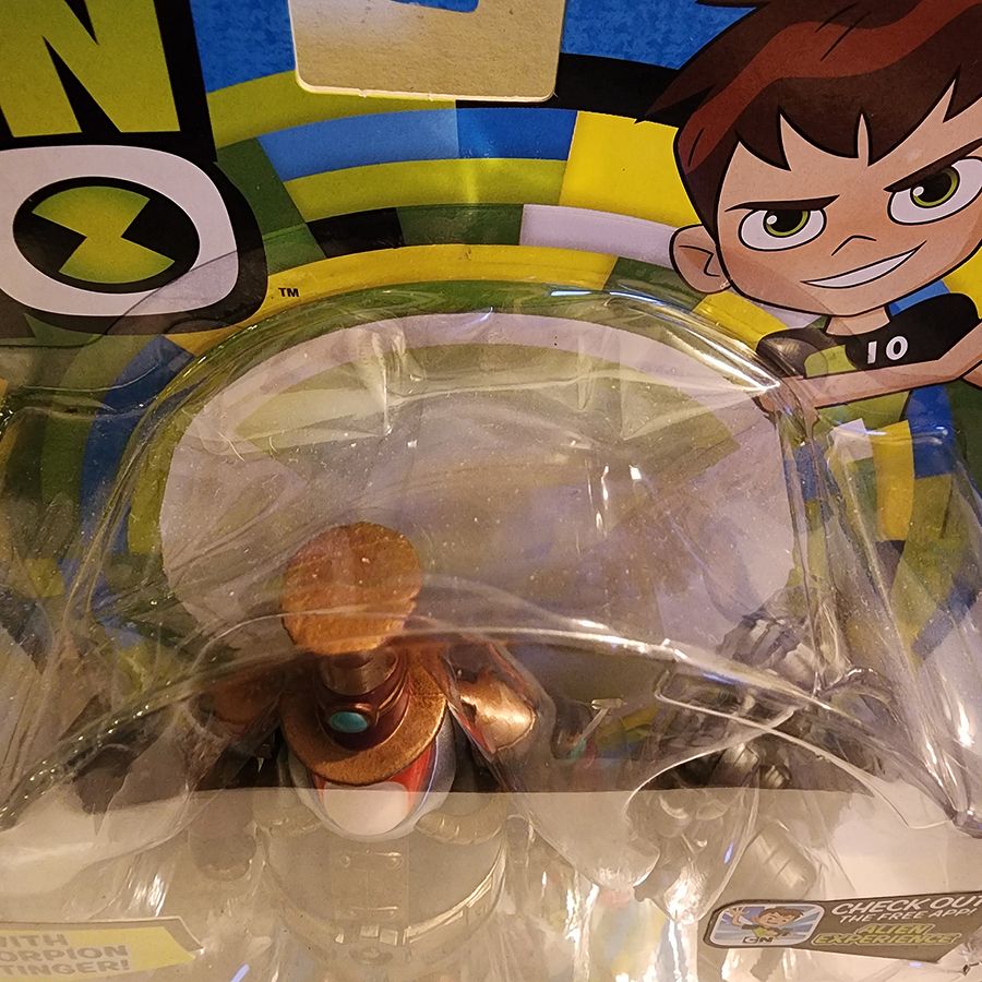 Ben 10 Steam Smythe with Scorpion Stinger - New in package product image (2)