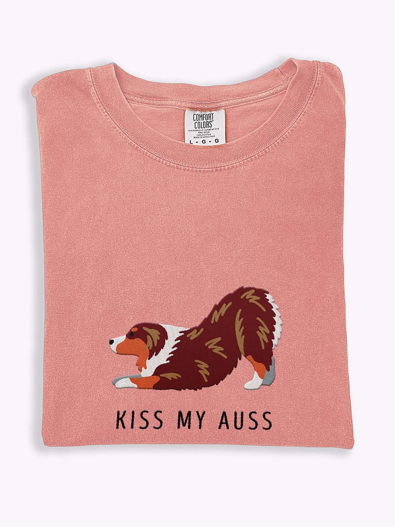 Kiss My Auss(2) T-Shirt(Embroidered) of an Australian Shepherd(Red Tricolor)