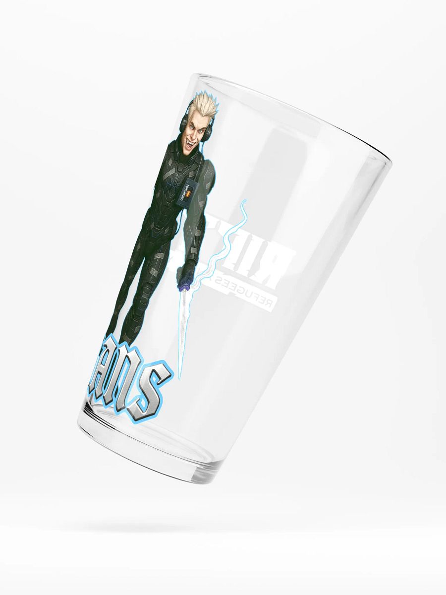Rifts: Hans The Vampire Shaker Pint Glass product image (5)