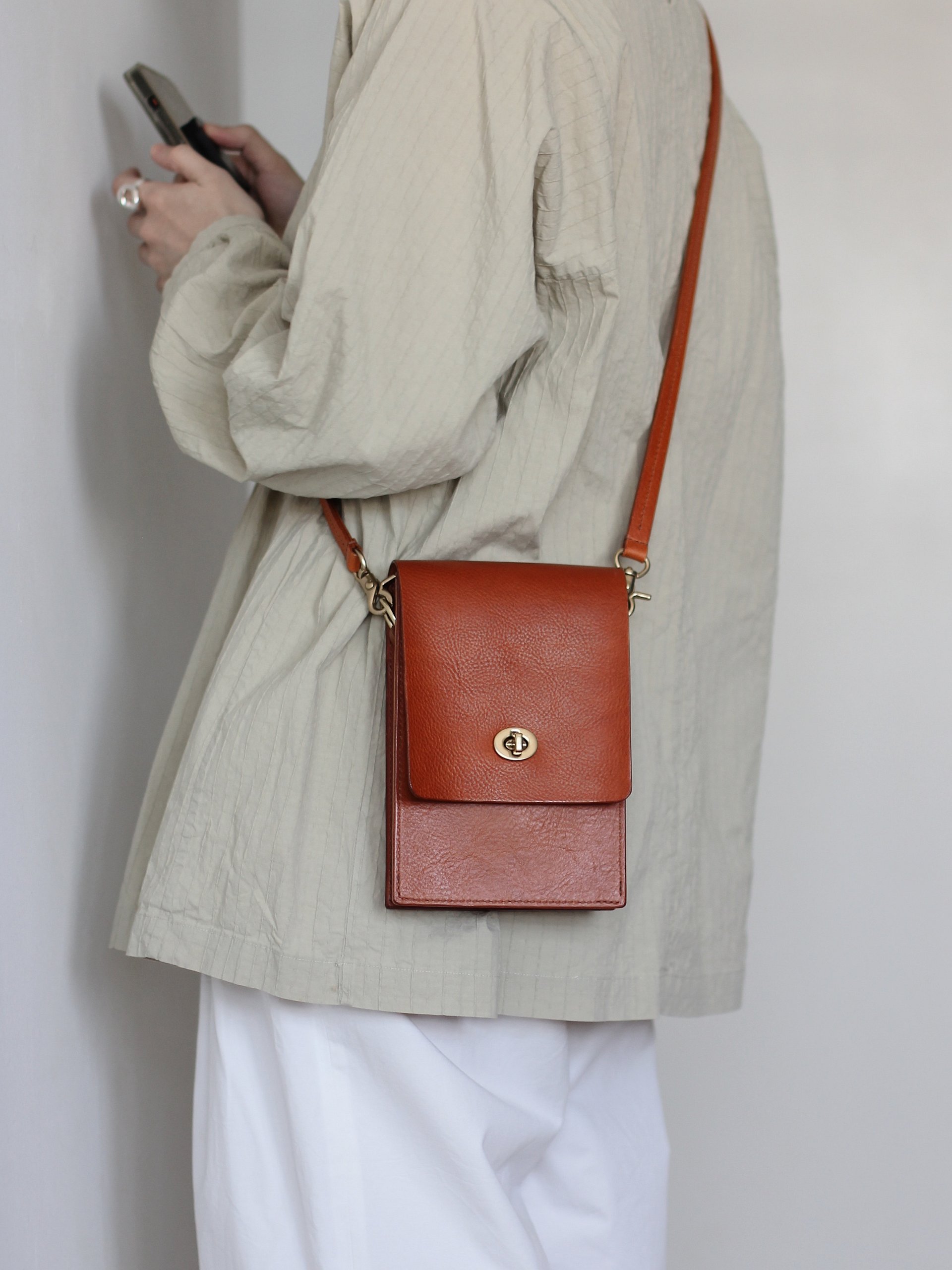 Vegetable Tanned Leather Satchel product image (2)