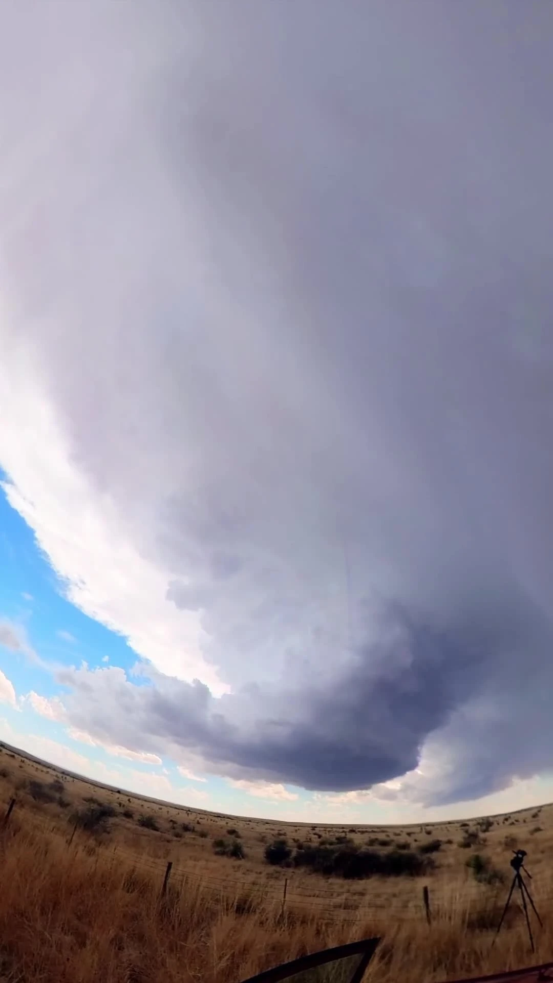 When we say a supercell is a thunderstorm with a persistently rotating updraft, this one in New Mexico is a perfect visualiza...