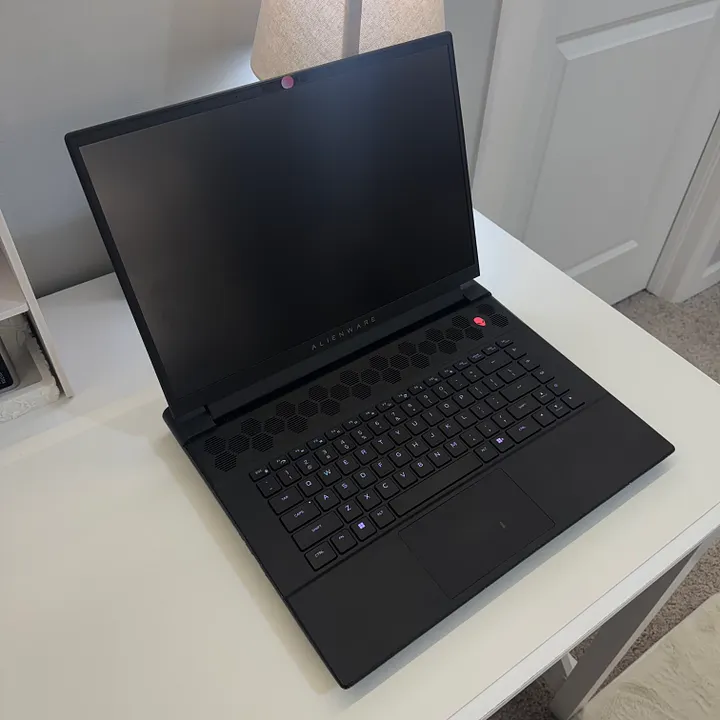 Alienware M16 R1 - PRELOVED product image (2)