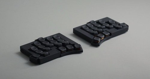 It's finally done! My video on open source keyboards featuring the TOTEM is up on the channel!⁠
⁠
Check the link in the descr...
