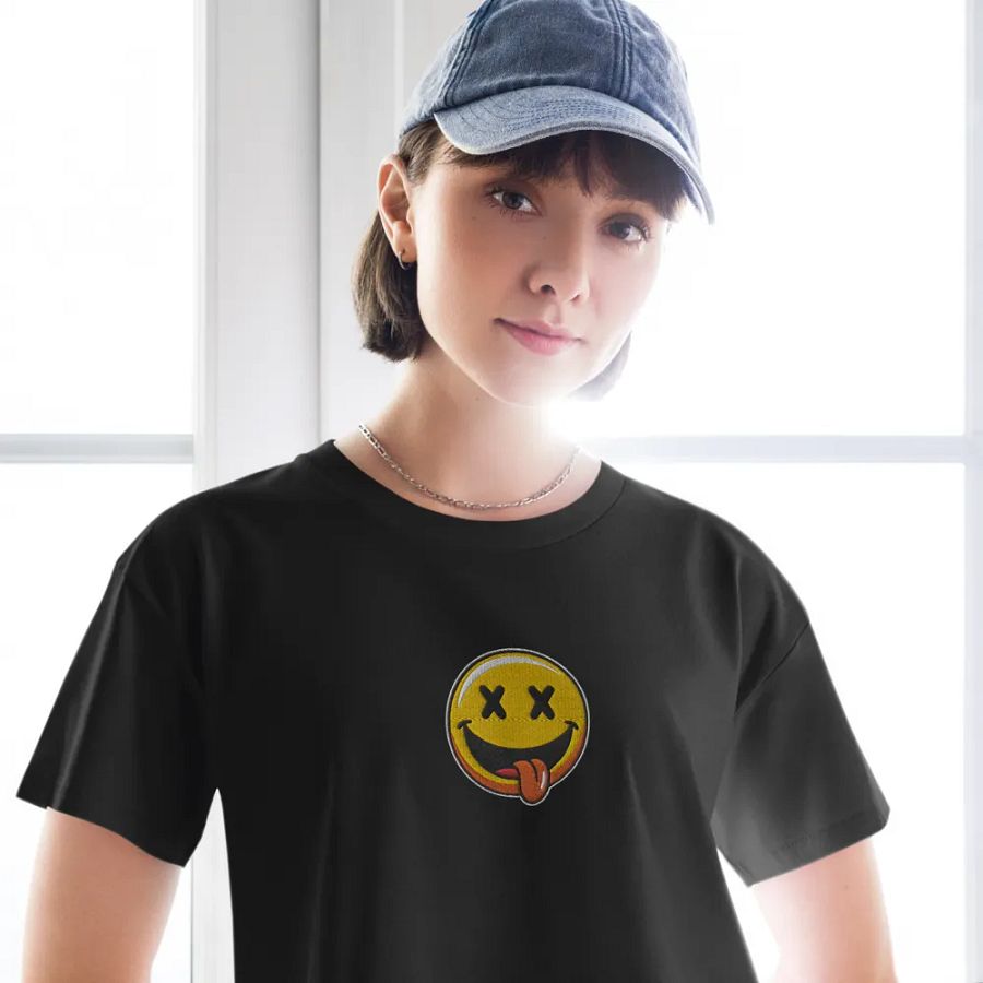 XOXO Smiley Crop Top product image (11)
